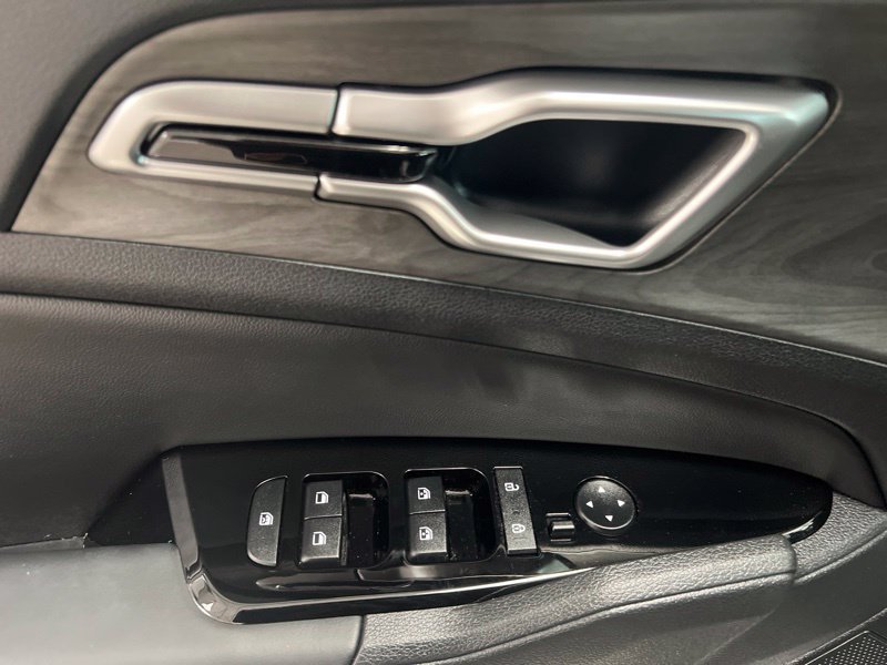 Certified 2025 Kia Sportage X-Line AWD/4WD image 18