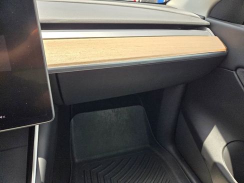 Used 2021 Tesla Model Y 2WD image 26