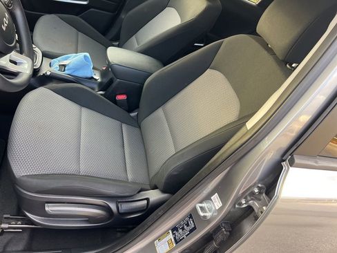 Used 2023 Kia Soul LX image 29