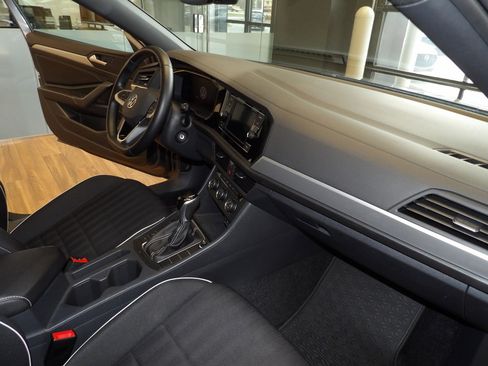 Used 2023 Volkswagen Jetta Sport image 13