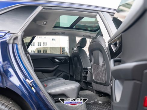 Used 2021 Audi Q8 Premium Plus w/ Premium Plus Package image 19