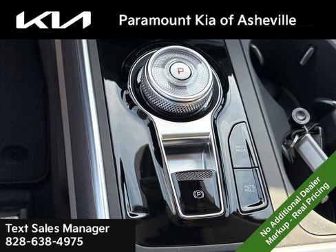 New 2026 Kia Carnival EX image 26