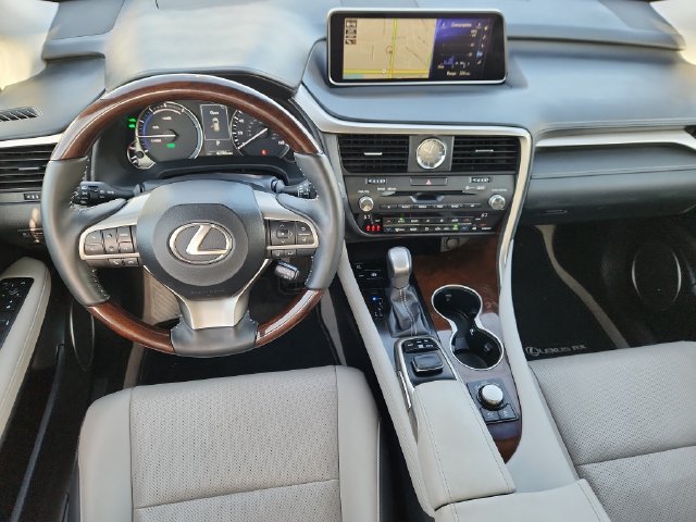 Used 2017 Lexus RX 450h AWD image 9
