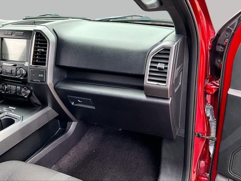 Used 2016 Ford F150 XLT w/ Equipment Group 302A Luxury AWD/4WD image 19