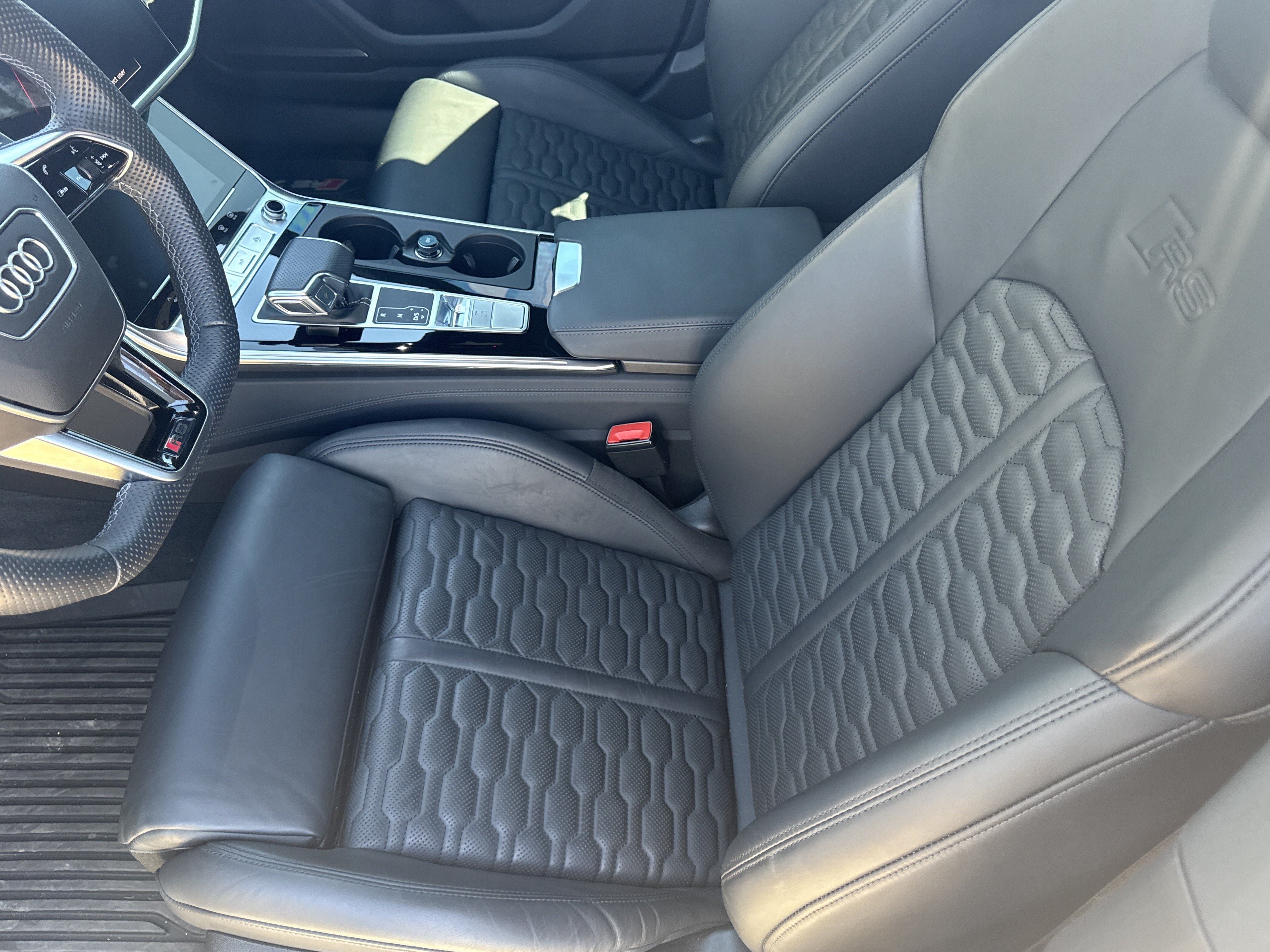 Used 2023 Audi RS 7 Sportback AWD/4WD image 12