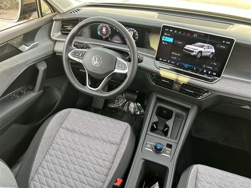 New 2026 Volkswagen Tiguan S image 10