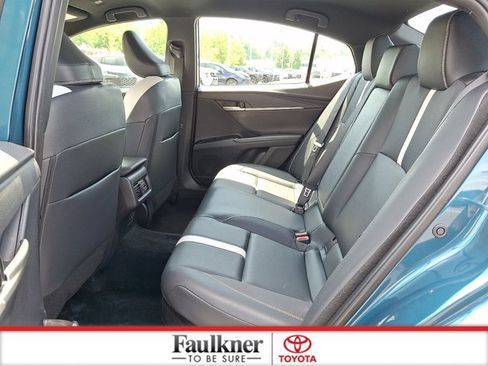 Certified 2025 Toyota Camry SE FWD image 10
