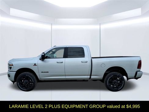 New 2026 RAM 2500 Laramie AWD/4WD image 2