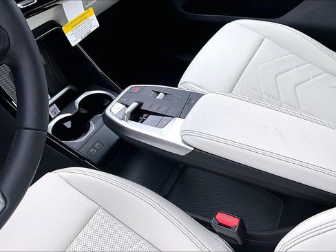 New 2026 BMW X1 xDrive28i w/ Technology Package image 7