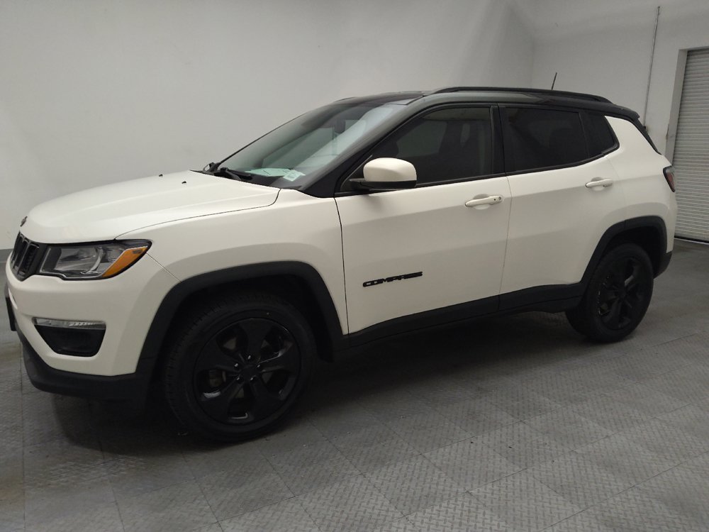 Used 2018 Jeep Compass Latitude w/ Popular Equipment Group AWD/4WD image 2