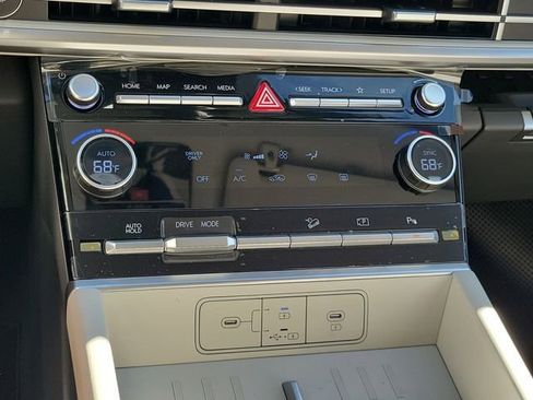 New 2026 Hyundai Santa Fe SE image 11