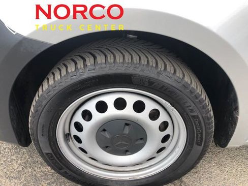 Used 2019 Mercedes-Benz Metris Passenger image 27