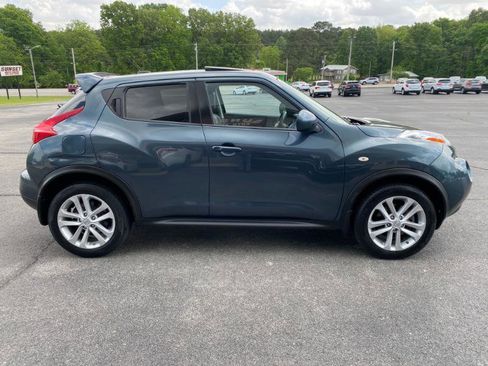 Used 2013 Nissan Juke SL w/ Sport Pkg FWD image 5