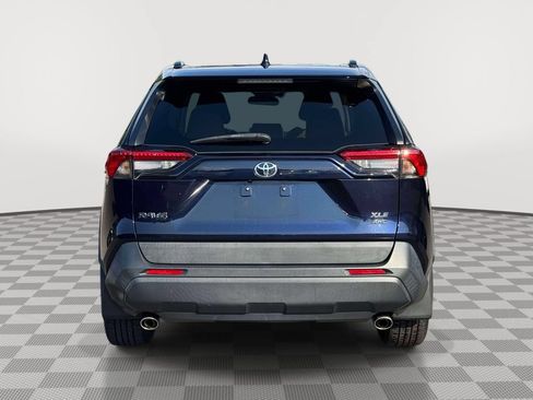 Used 2021 Toyota RAV4 XLE Premium AWD/4WD image 6