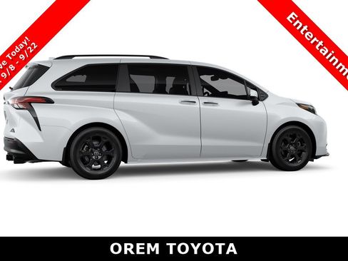 New 2026 Toyota Sienna XLE Woodland Edition AWD/4WD image 11