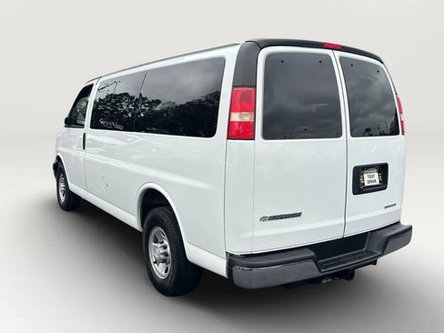Used 2017 Chevrolet Express 2500 LS image 6
