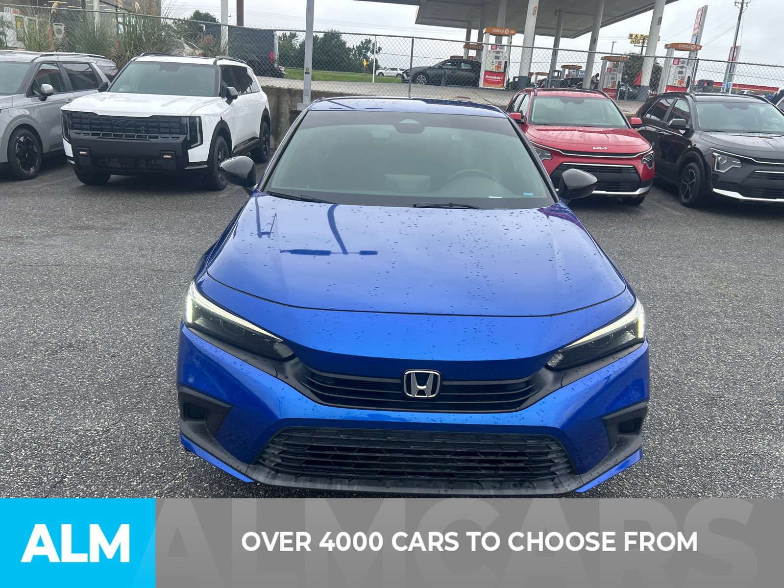 Used 2023 Honda Civic Sport image 2