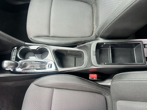 Used 2022 Buick Encore GX Select w/ Safety Package II AWD/4WD image 20