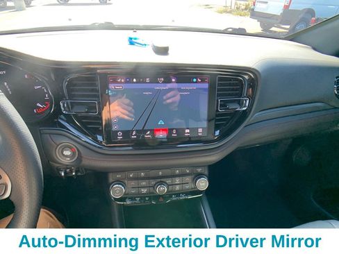 Used 2024 Dodge Durango GT image 21