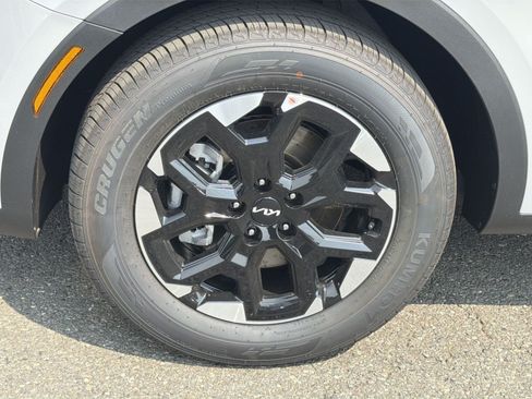 New 2026 Kia Sorento S FWD image 16
