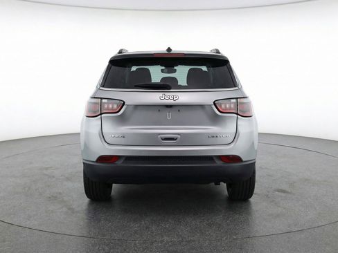 Used 2025 Jeep Compass Limited AWD/4WD image 7