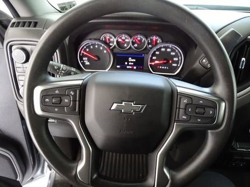 Used 2022 Chevrolet Silverado 1500 Custom Trail Boss w/ Safety Confidence Package image 5