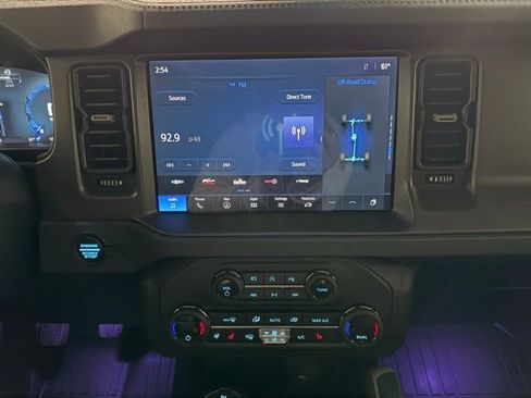 Used 2025 Ford Bronco Badlands w/ Sasquatch Package image 18