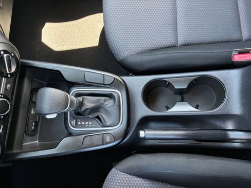 Used 2025 Kia Soul LX w/ LX Technology Package image 39