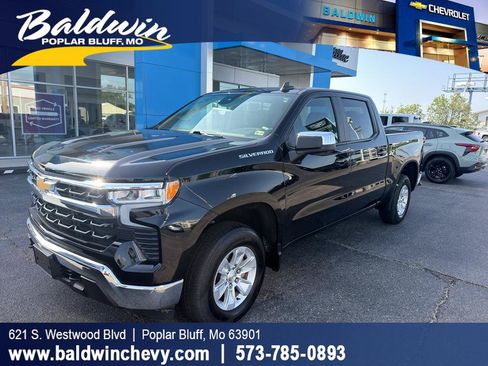 Used 2025 Chevrolet Silverado 1500 LT AWD/4WD image 1