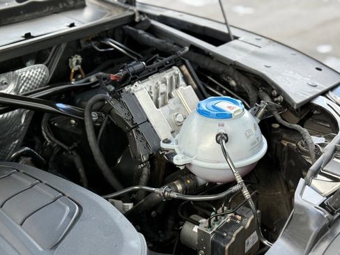 Used 2018 Audi Q5 2.0T Premium w/ Convenience Package image 11