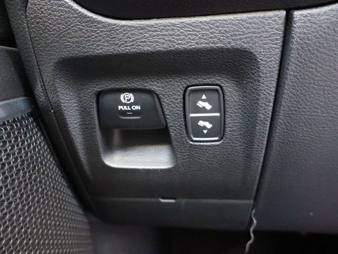 Used 2023 RAM 1500 Laramie image 19