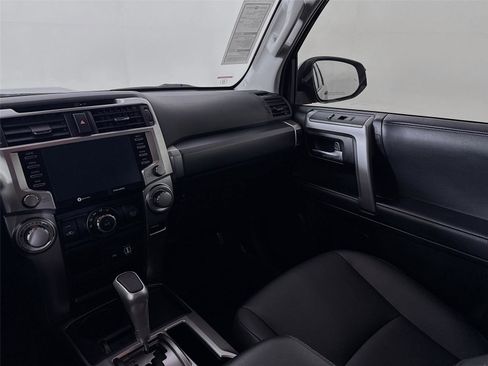 Used 2023 Toyota 4Runner TRD Sport image 32