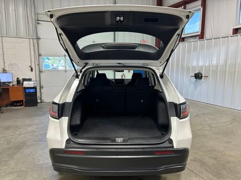 Certified 2024 Honda HR-V LX image 21
