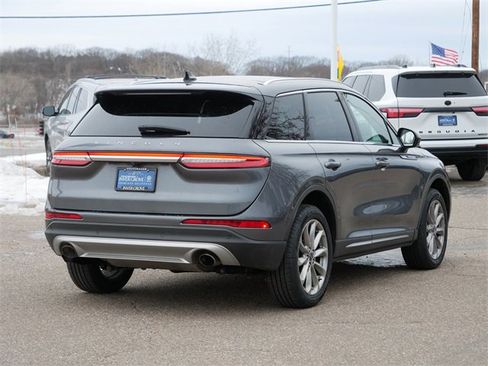 Used 2022 Lincoln Corsair AWD w/ Premium Package image 7