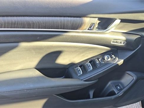 Used 2021 Honda Accord EX-L image 10