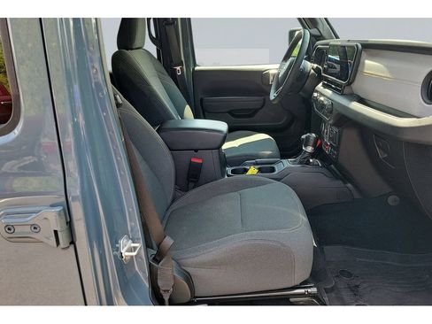Used 2024 Jeep Wrangler Unlimited Sport AWD/4WD image 31