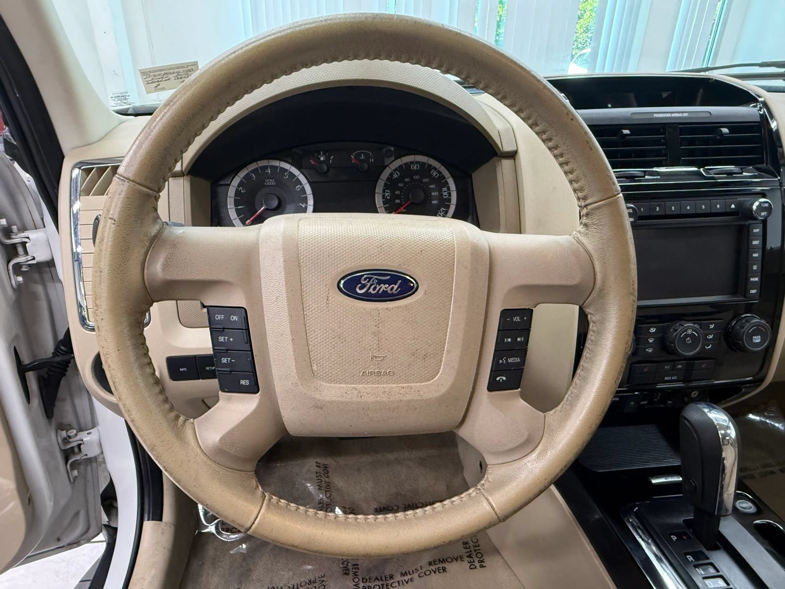 Used 2010 Ford Escape Limited FWD image 30