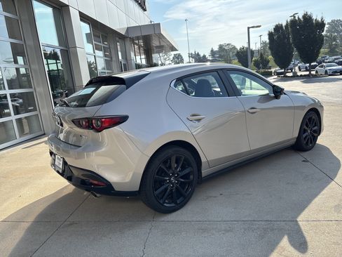 Used 2025 MAZDA MAZDA3 s Sport FWD image 6