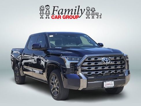 Used 2024 Toyota Tundra Platinum AWD/4WD image 2