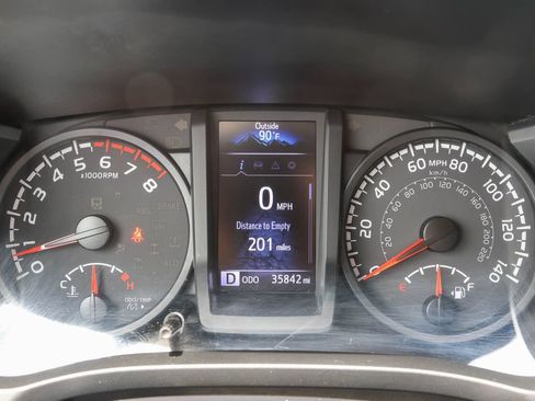 Used 2023 Toyota Tacoma SR RWD image 21