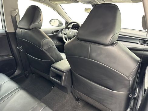 Used 2024 Toyota Camry SE FWD image 40
