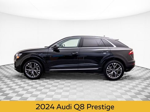 Used 2024 Audi Q8 Prestige w/ Prestige Package image 2