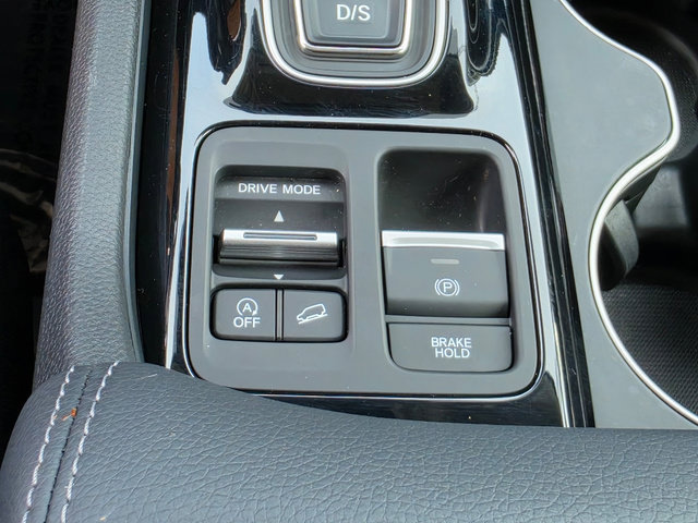 Certified 2025 Honda Pilot Elite image 28