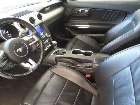 Used 2021 Ford Mustang Premium RWD image 20