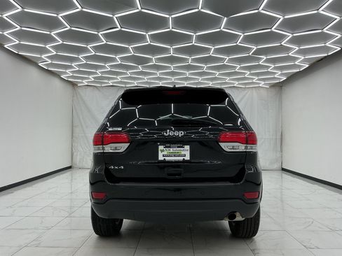 Used 2021 Jeep Grand Cherokee Laredo AWD/4WD image 10