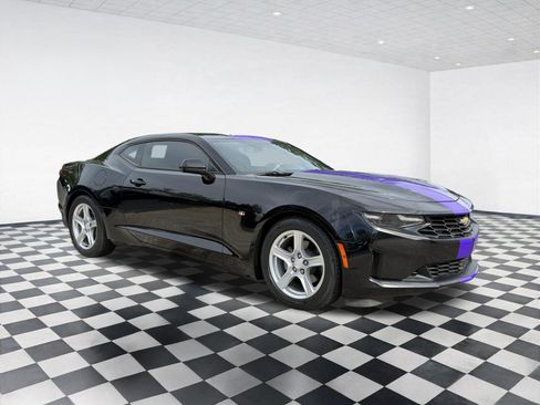 Used 2021 Chevrolet Camaro LT RWD image 3