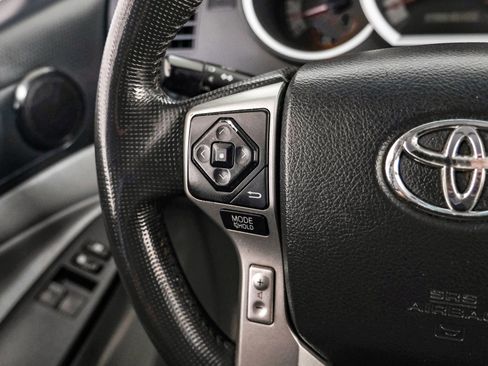 Used 2014 Toyota Tacoma 2WD Access Cab image 14