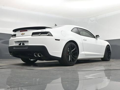 Used 2014 Chevrolet Camaro SS w/ SS Performance Package image 38
