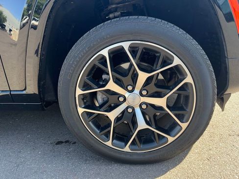 Certified 2022 Jeep Grand Cherokee Summit AWD/4WD image 6