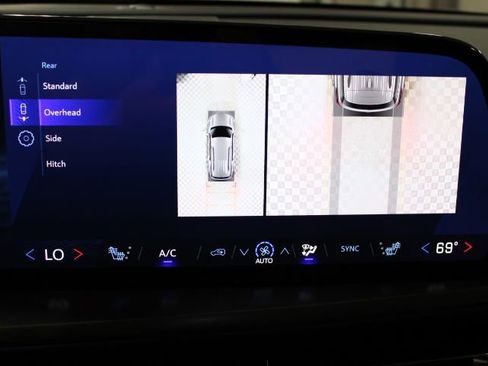 New 2025 Chevrolet Traverse LT w/ Enhanced Driving Package image 36